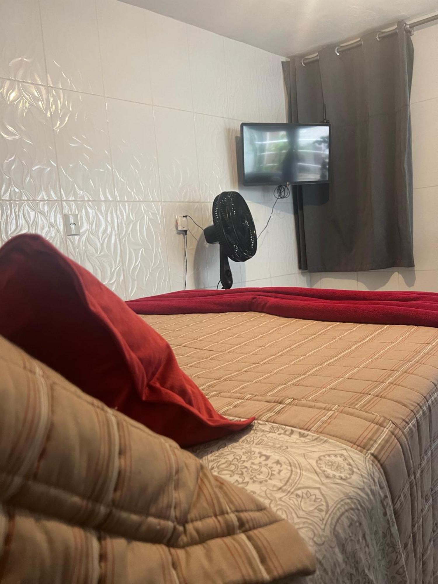 Hospedagem Confortavel E Pratica Para Viajantes E Ferias - Proxima A Br-101 Sao Jose  Esterno foto